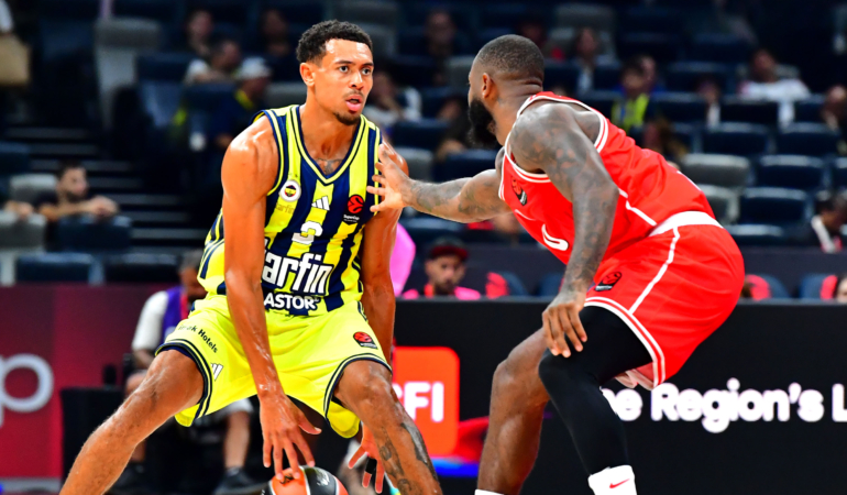 Olympiacos Piraeus vs Fenerbahce Tarfin Istanbul - Euroleague Basketball Supercup Semifinal